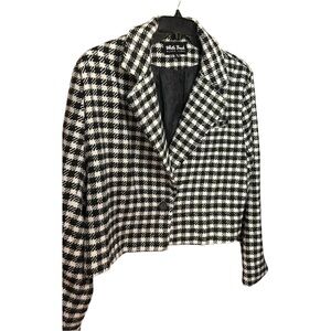 White birch, black label, black and white large checked‎ blazer. Size 1x